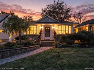 421 N Castell Avenue, Rochester, MI 48307