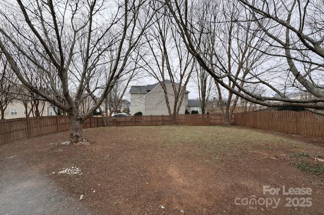 9214 Greenheather Drive, Huntersville, NC 28078