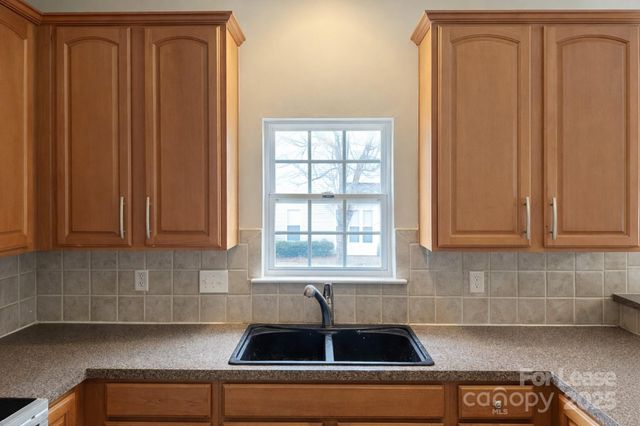 9214 Greenheather Drive, Huntersville, NC 28078