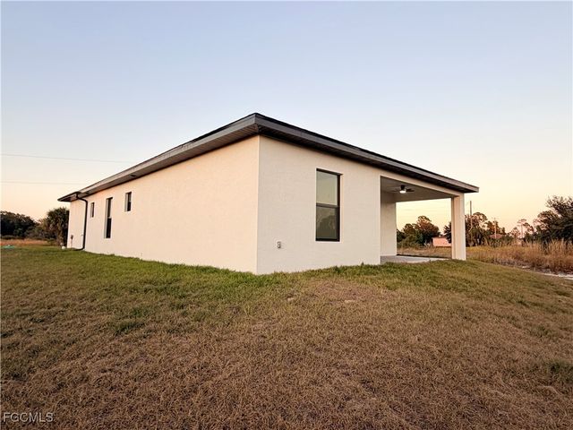 844 Millpond ST E, Lehigh Acres, FL 33974