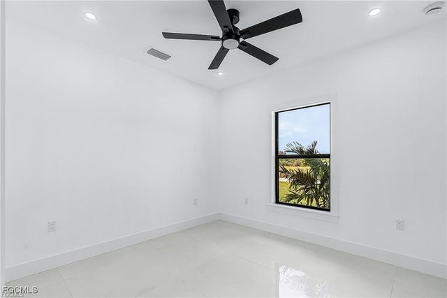 844 Millpond ST E, Lehigh Acres, FL 33974