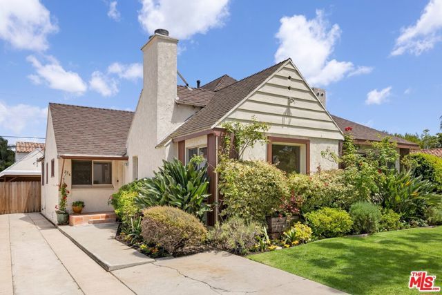 256 S La Peer Drive, Beverly Hills, CA 90211