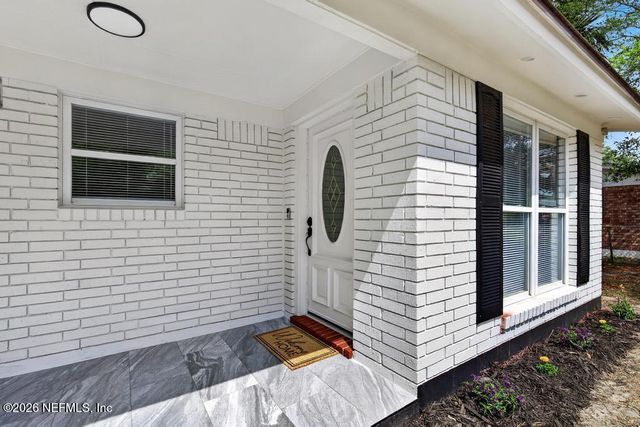4020 FOREST Boulevard, Jacksonville, FL 32246