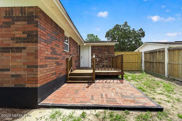 4020 FOREST Boulevard, Jacksonville, FL 32246