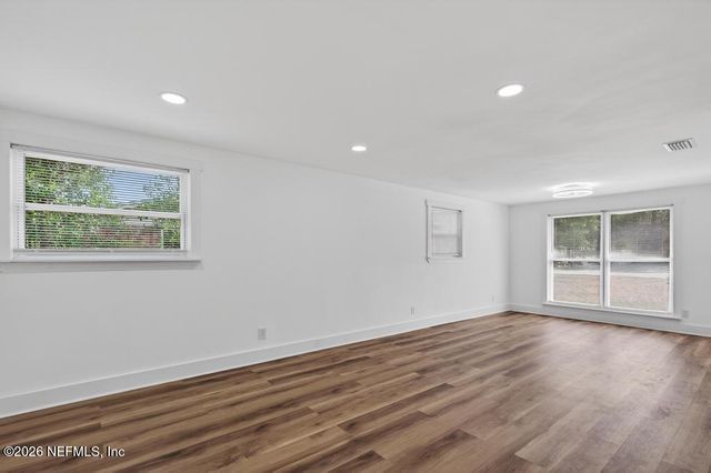 4020 FOREST Boulevard, Jacksonville, FL 32246