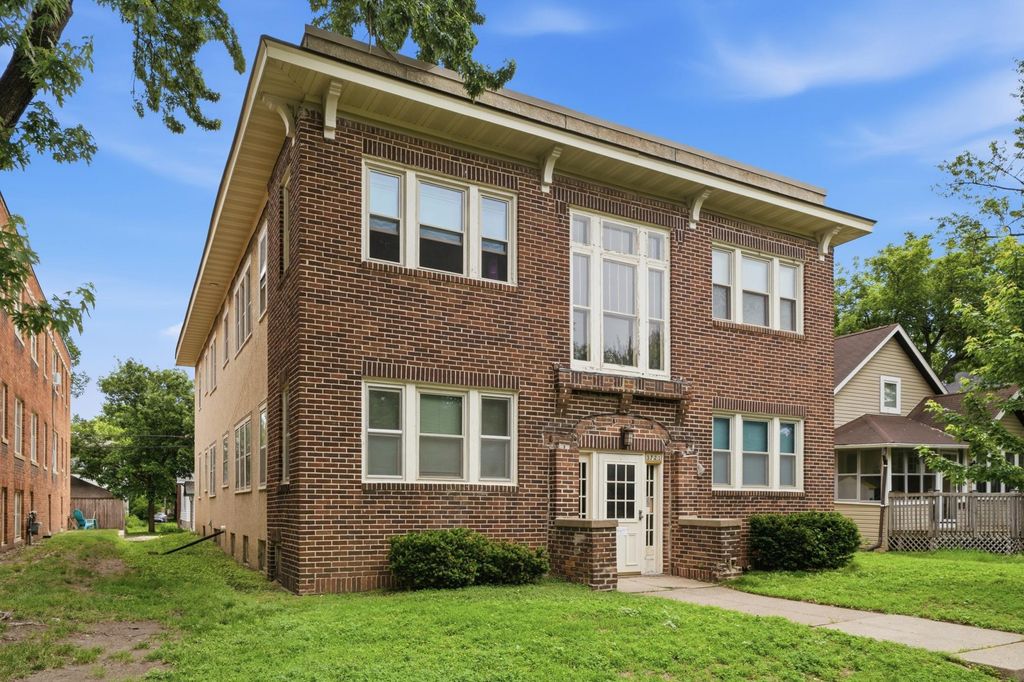3721 Grand Avenue S 2, Minneapolis, MN 55409