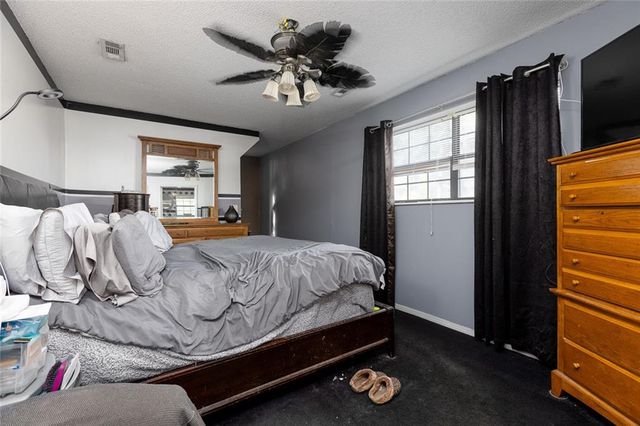 5321 NW 87th Court, Kansas City, MO 64154