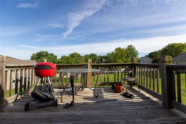 5321 NW 87th Court, Kansas City, MO 64154