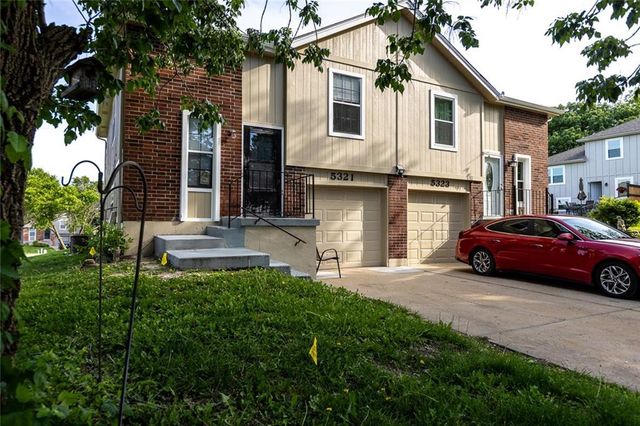 5321 NW 87th Court, Kansas City, MO 64154