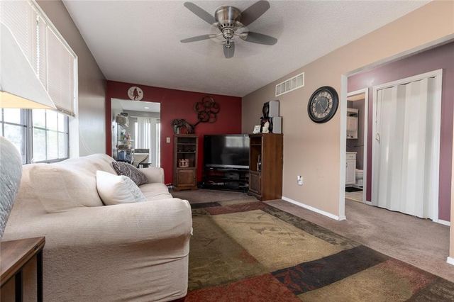 5321 NW 87th Court, Kansas City, MO 64154
