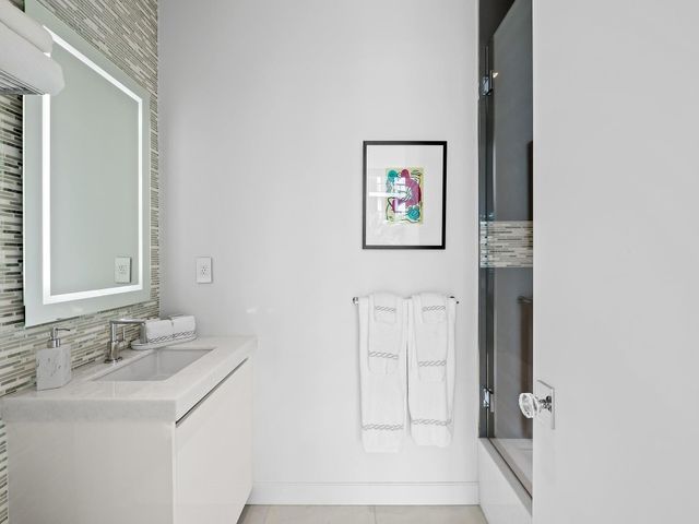 21 Isle Of Venice Drive 301, Fort Lauderdale, FL 33301