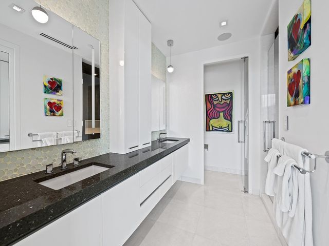 21 Isle Of Venice Drive 301, Fort Lauderdale, FL 33301