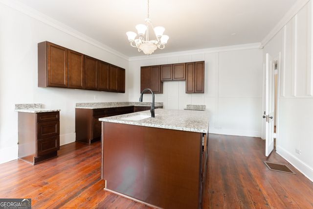 270 S Main Street, Madison, GA 30650