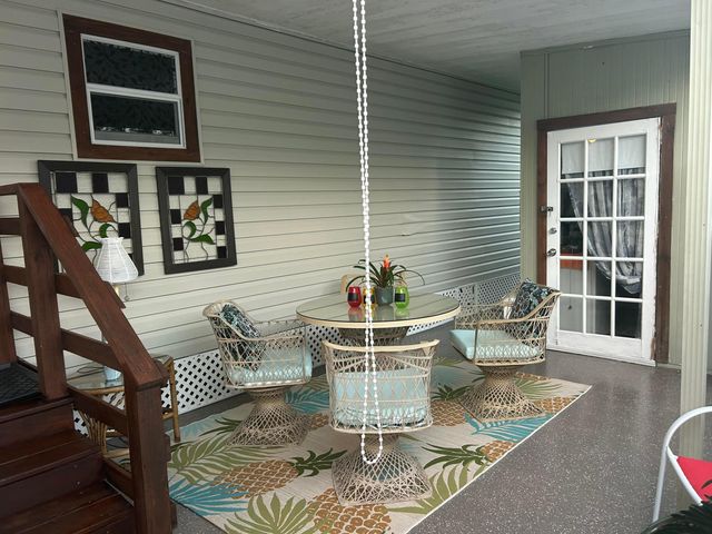 8661 SW 18th Place, Davie, FL 33324