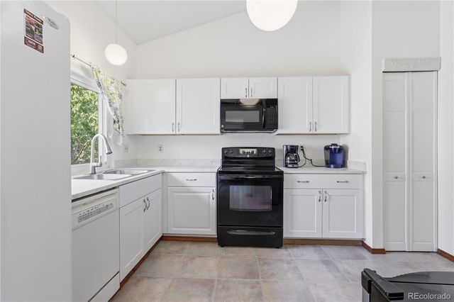 17805 E Ada Drive, Aurora, CO 80017