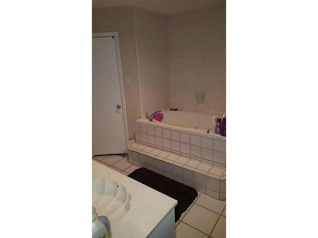 10827 Braes Forest Drive, Houston, TX 77071