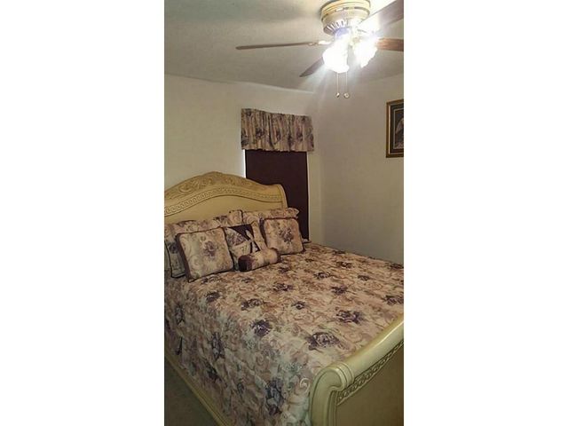 10827 Braes Forest Drive, Houston, TX 77071