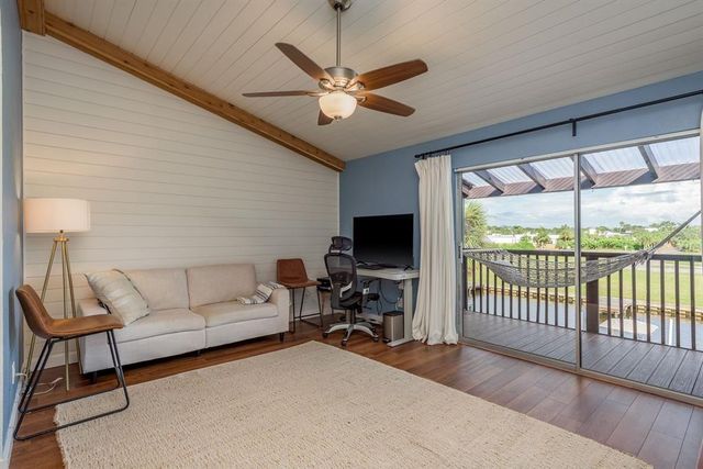 200 MERES BOULEVARD 20, Tarpon Springs, FL 34689