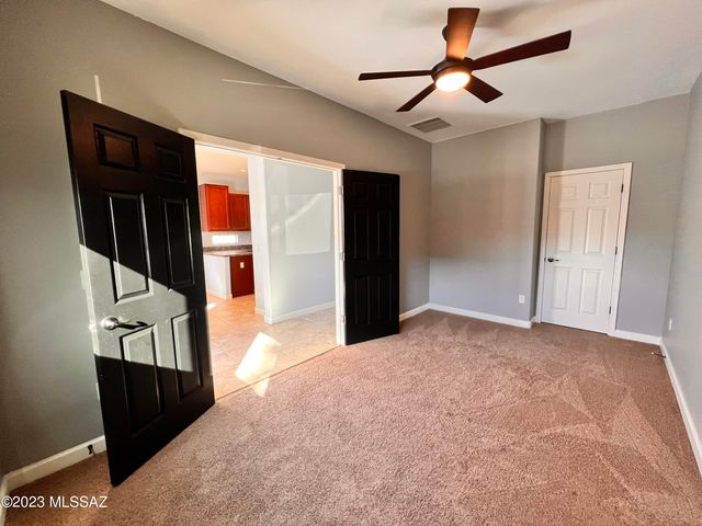 9859 N Crook Lane, Tucson, AZ 85742