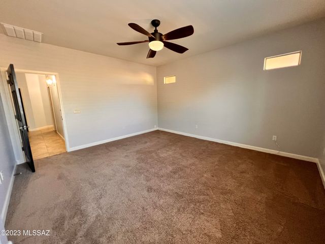 9859 N Crook Lane, Tucson, AZ 85742
