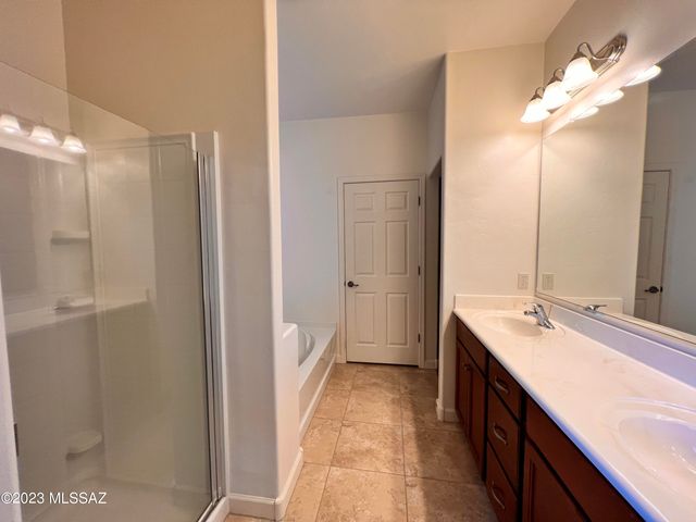 9859 N Crook Lane, Tucson, AZ 85742