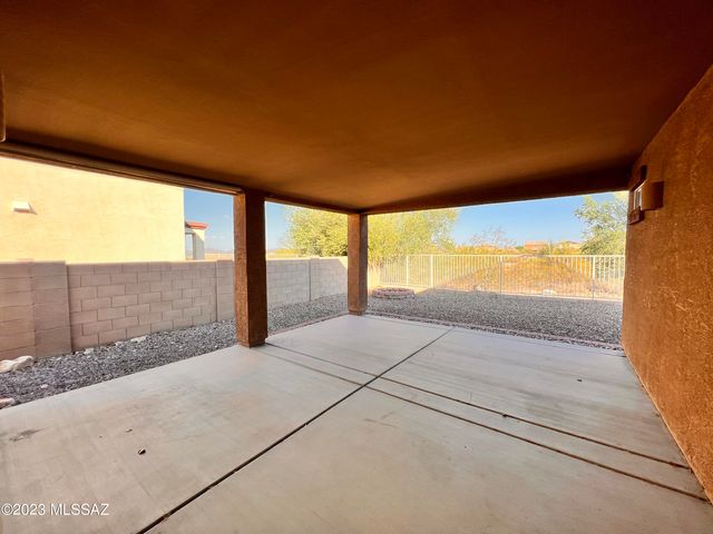 9859 N Crook Lane, Tucson, AZ 85742