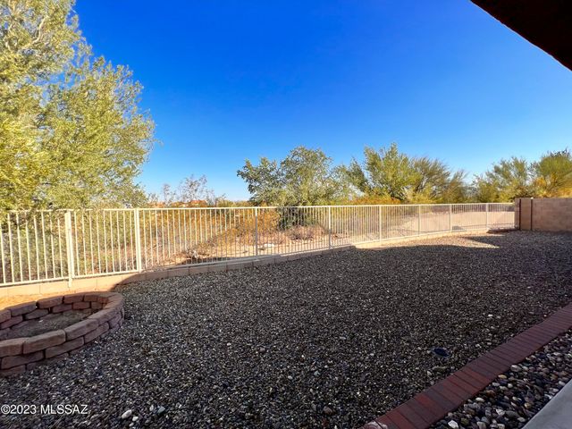 9859 N Crook Lane, Tucson, AZ 85742