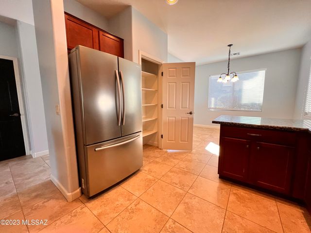 9859 N Crook Lane, Tucson, AZ 85742