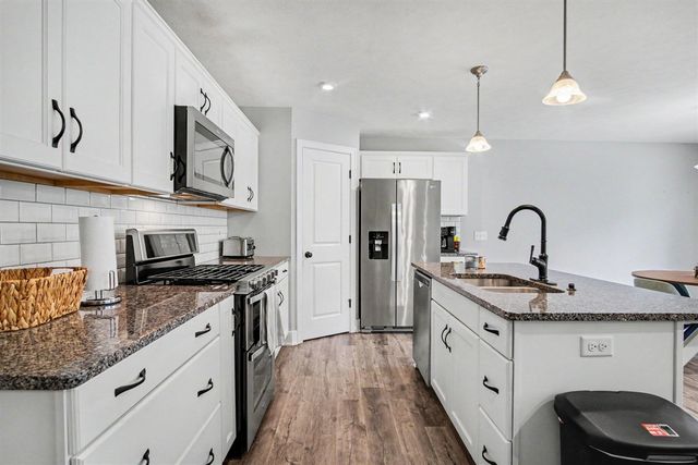 7849 High Knoll Drive, Byron Center, MI 49315