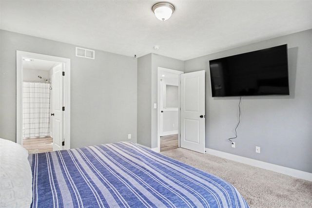 7849 High Knoll Drive, Byron Center, MI 49315