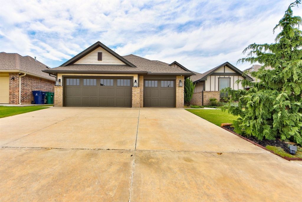 13316 Outdoor Living Drive, Piedmont, OK 73078