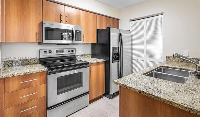 1011 Crystal Way N, Delray Beach, FL 33444