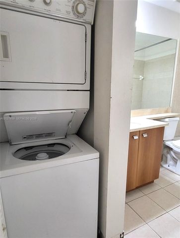 1011 Crystal Way N, Delray Beach, FL 33444