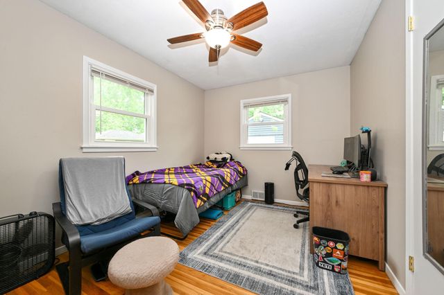 1031 Sumter Avenue N, Golden Valley, MN 55427