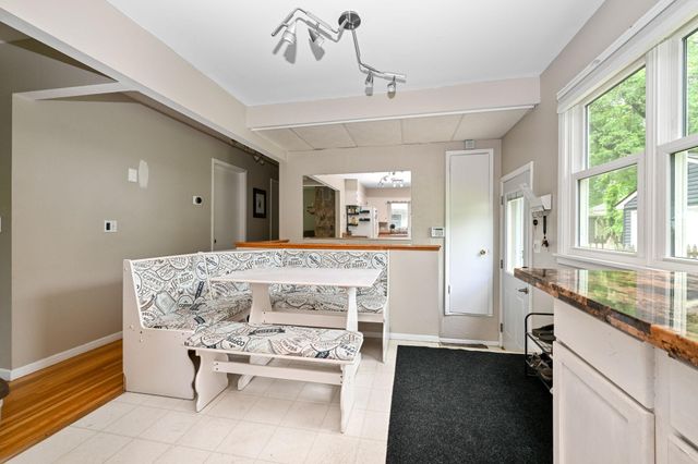 1031 Sumter Avenue N, Golden Valley, MN 55427