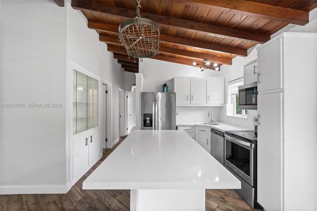 805 SW 22nd Avenue, Fort Lauderdale, FL 33312