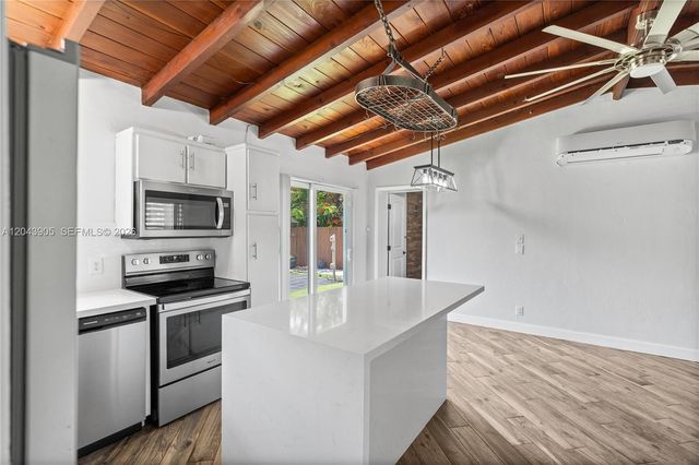 805 SW 22nd Avenue, Fort Lauderdale, FL 33312