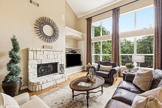 964 Fall Creek, Grapevine, TX 76051