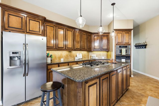 964 Fall Creek, Grapevine, TX 76051
