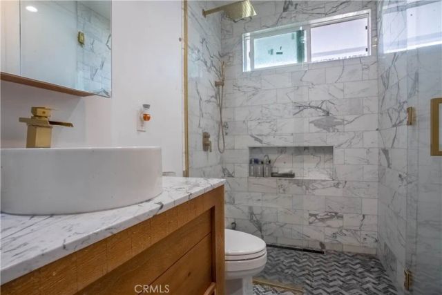 8524 Suva, Downey, CA 90240