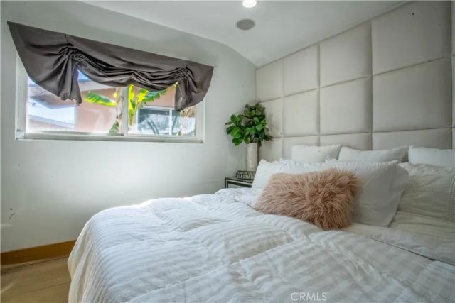 8524 Suva, Downey, CA 90240
