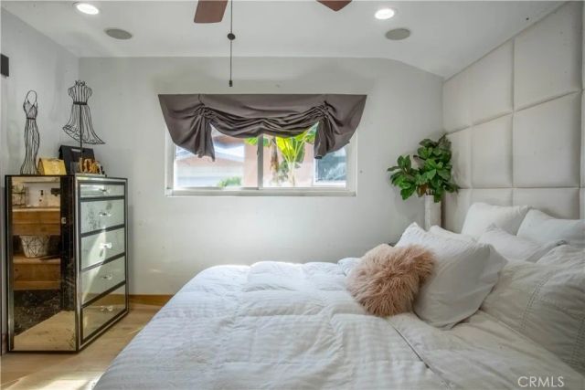 8524 Suva, Downey, CA 90240