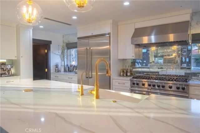 8524 Suva, Downey, CA 90240