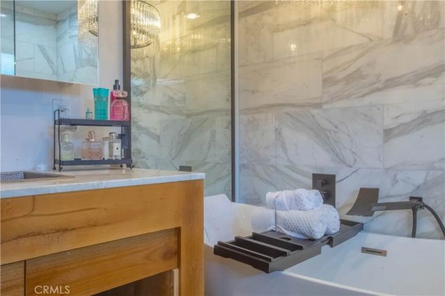 8524 Suva, Downey, CA 90240