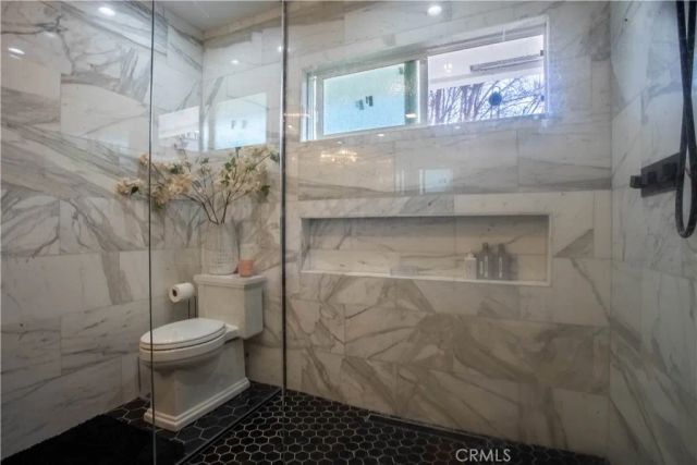8524 Suva, Downey, CA 90240