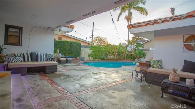 8524 Suva, Downey, CA 90240