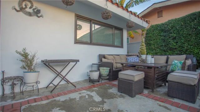 8524 Suva, Downey, CA 90240