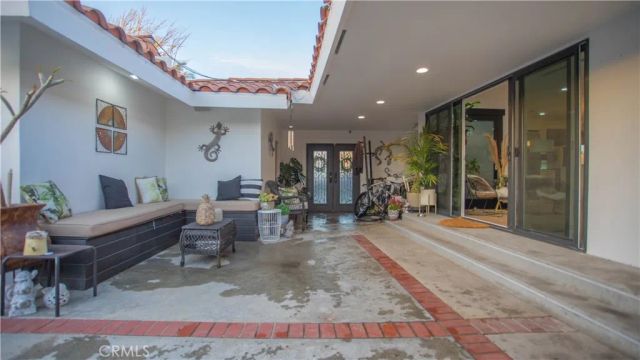 8524 Suva, Downey, CA 90240