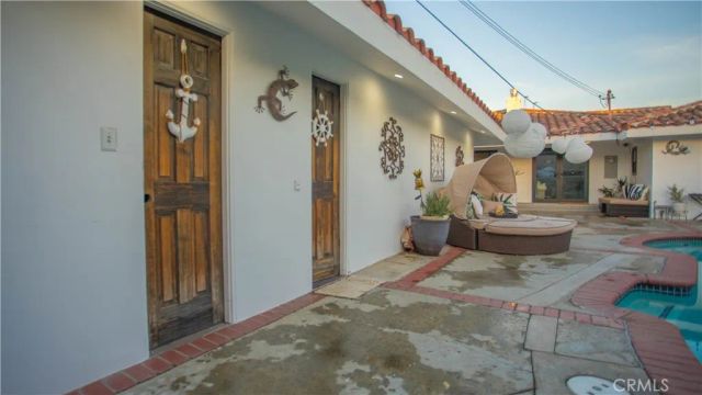 8524 Suva, Downey, CA 90240