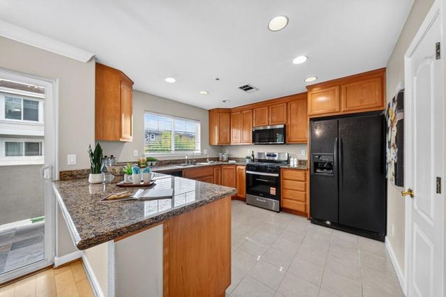 38251 Eggers, Fremont, CA 94536